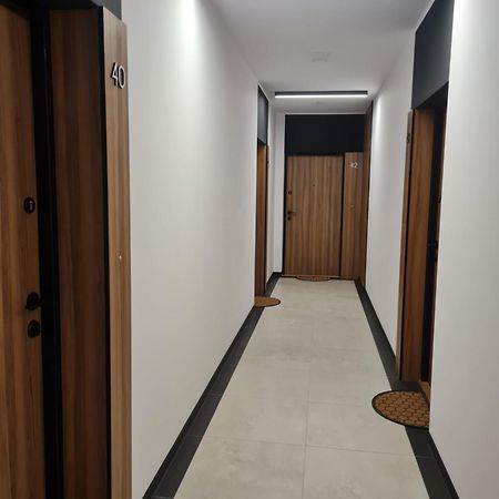 Airport Apartment Varsó Kültér fotó